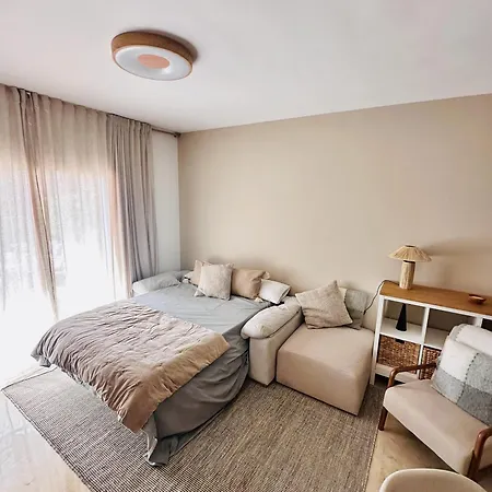 Apartment Seaview Pool Garden Kingbed Acbeach Freep *