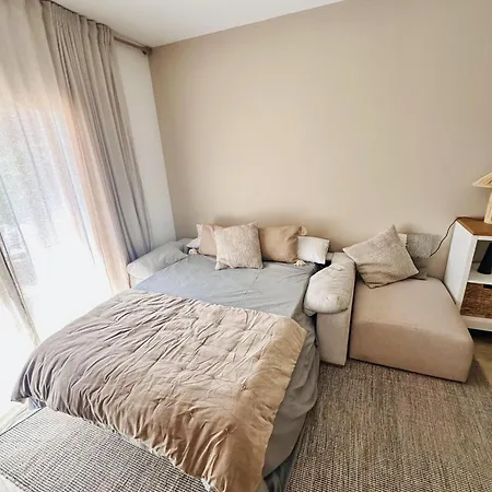 Seaview Pool Garden Kingbed Acbeach Freep *